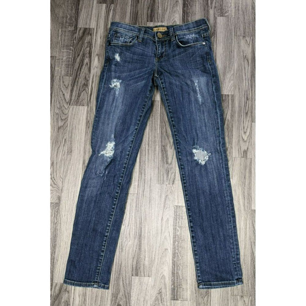 Stylish Blue Distressed Jeans